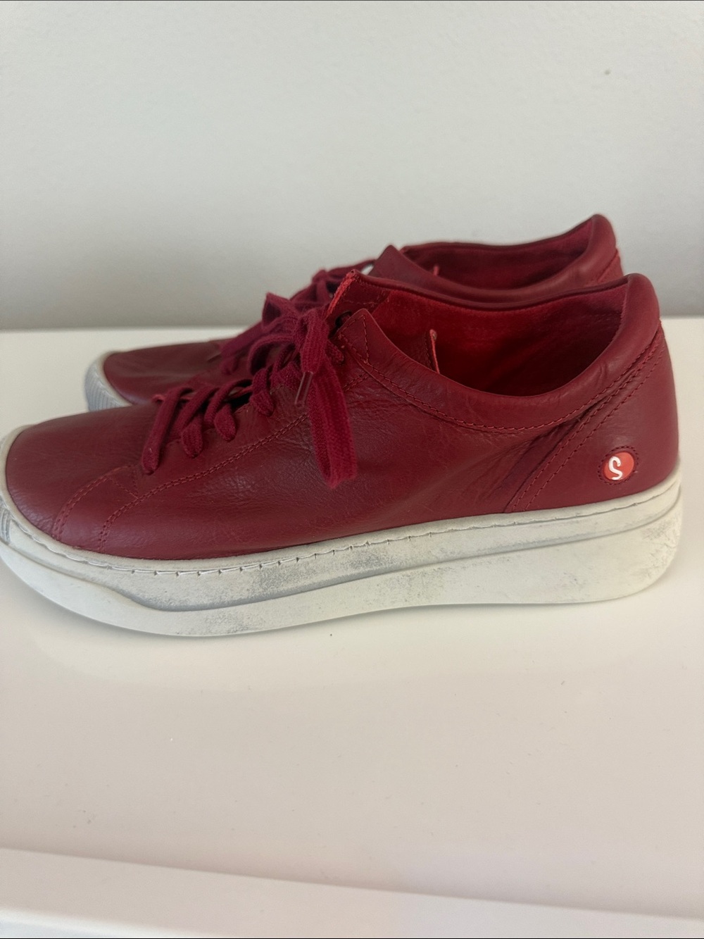 Women’s Red genuine Leather Casual sneakers - Brand SOFTINOS, size 41